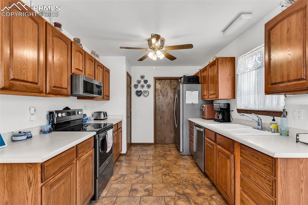 207 Savage Loop Canon City CO 81212