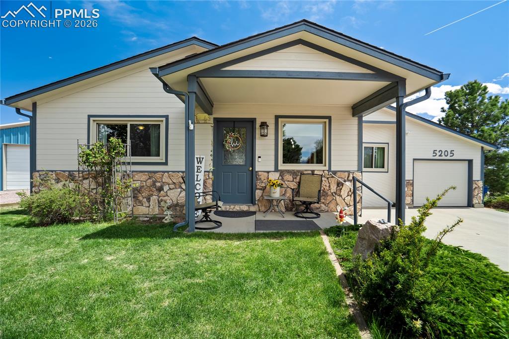5205 Copper Drive Colorado Springs CO 80918