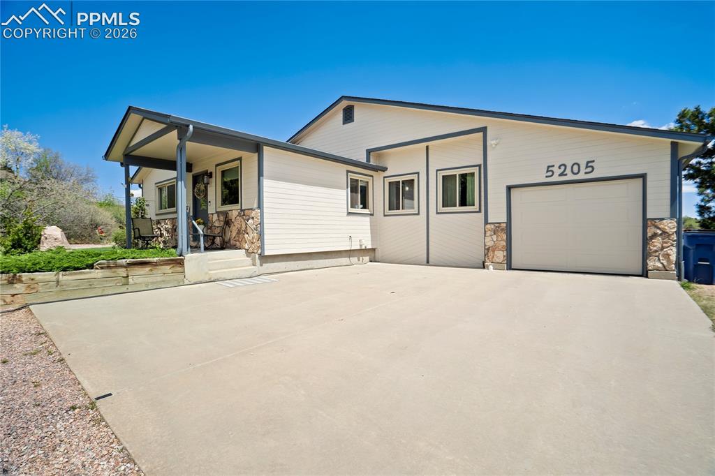 5205 Copper Drive Colorado Springs CO 80918