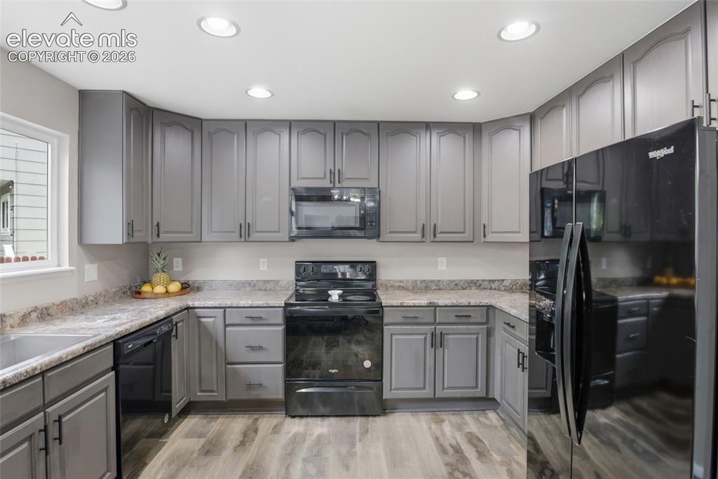 3327 Macgregor Drive Colorado Springs CO 80922