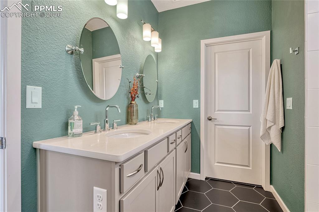 58 N Olympian Drive Colorado Springs CO 80905