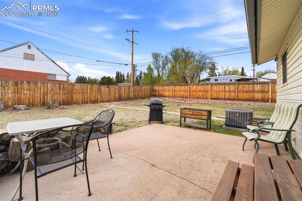 3712 Sheffield Lane Colorado Springs CO 80907