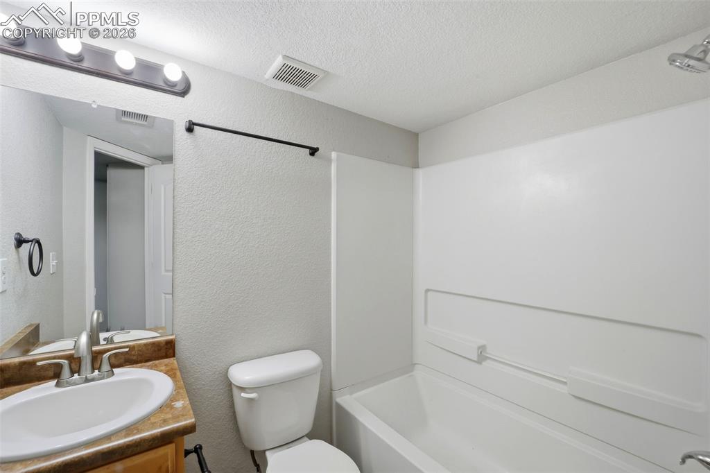 6034 San Mateo Drive Colorado Springs CO 80911