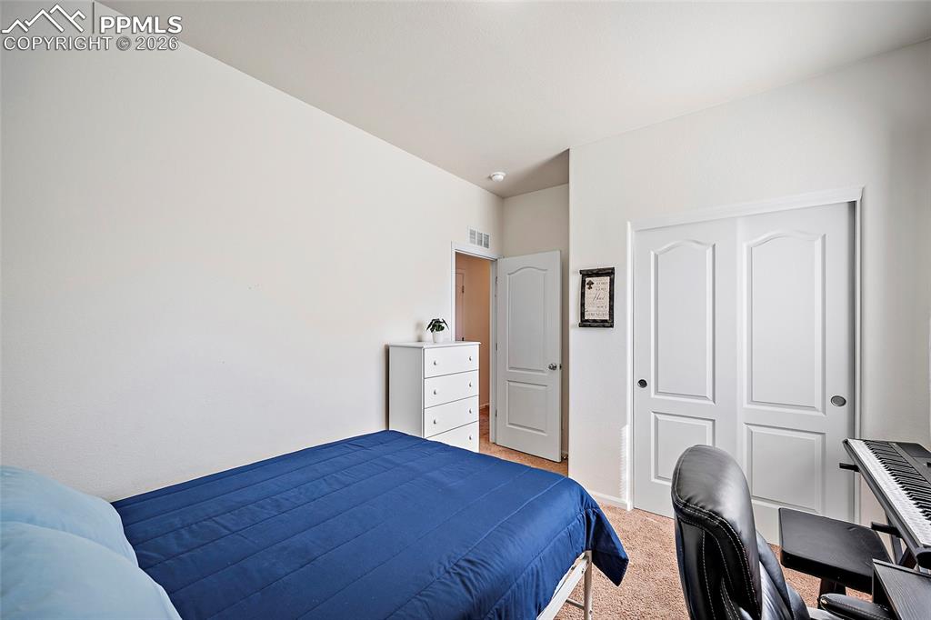 10084 Thunderbolt Trail Colorado Springs CO 80925