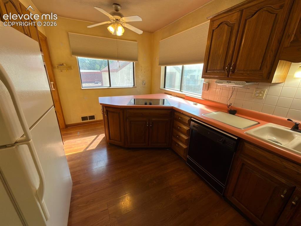 2002 Wyoming Avenue Pueblo CO 81004