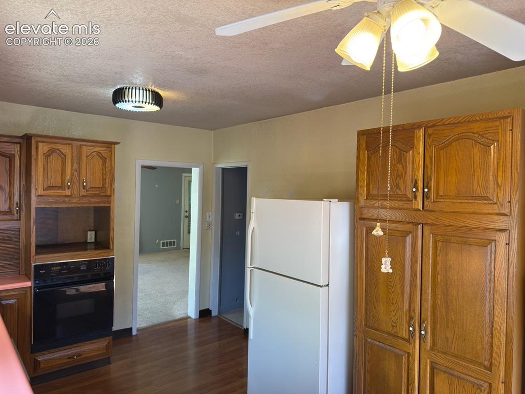2002 Wyoming Avenue Pueblo CO 81004