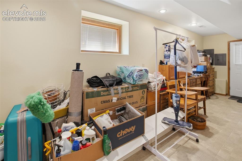 877 N Mountain Estates Road Florissant CO 80816