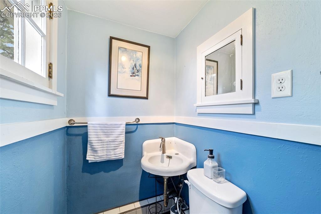 1124 N Cedar Street Colorado Springs CO 80903