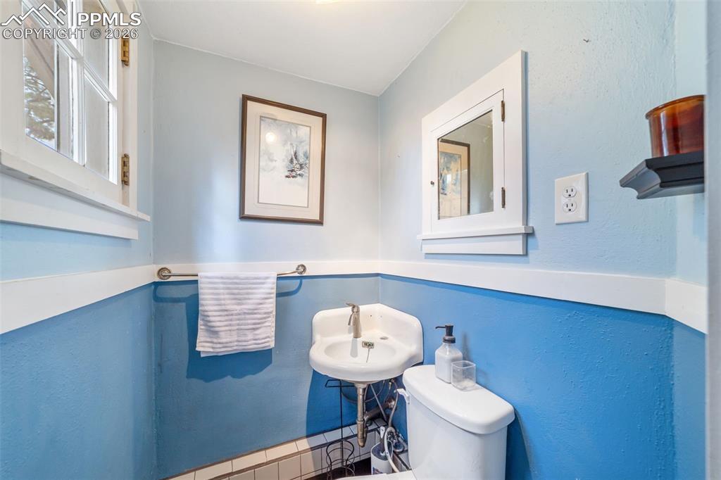 1124 N Cedar Street Colorado Springs CO 80903