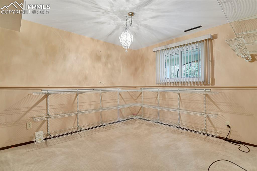 1044 Doyle Place Colorado Springs CO 80915