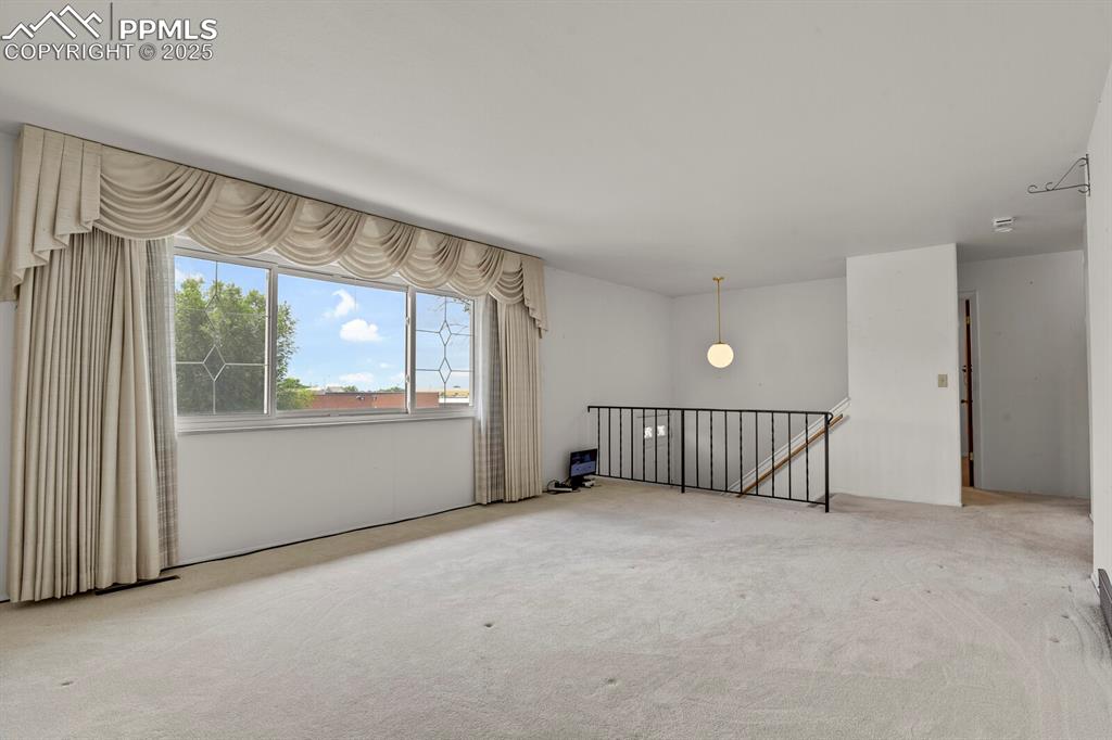 1044 Doyle Place Colorado Springs CO 80915