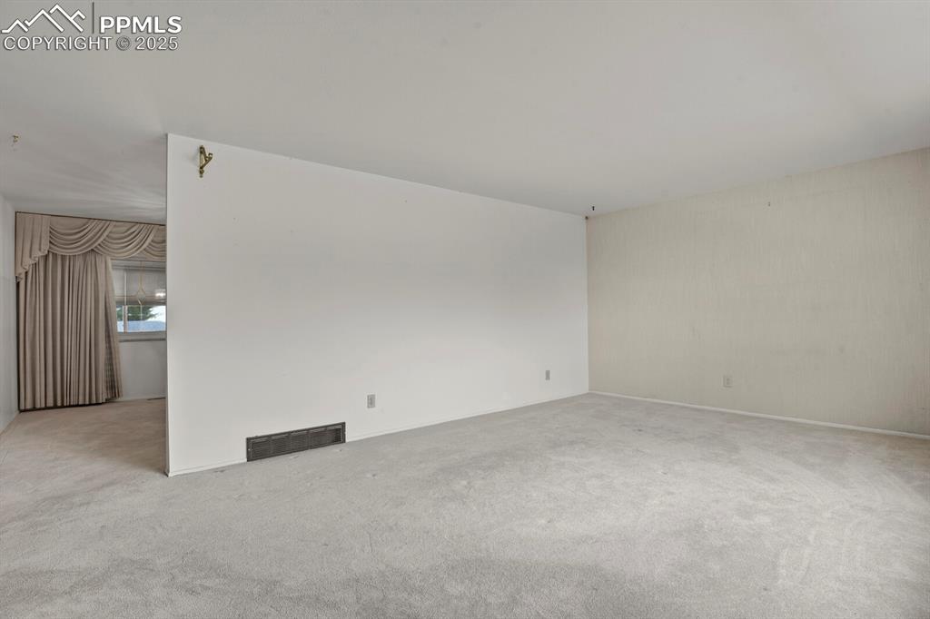 1044 Doyle Place Colorado Springs CO 80915