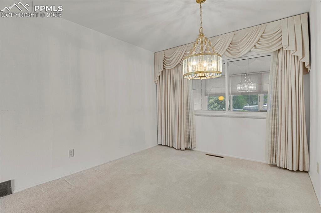 1044 Doyle Place Colorado Springs CO 80915