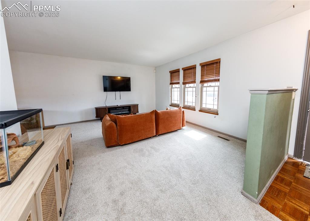 7 Briargate Terrace Pueblo CO 81001