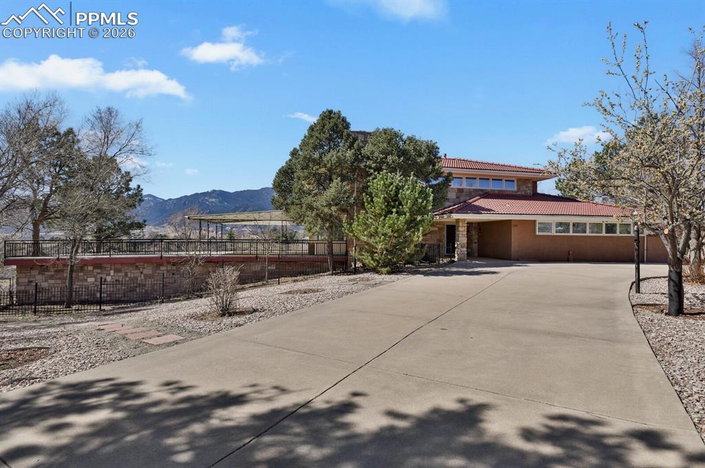 2240 Mesa Road Colorado Springs CO 80904
