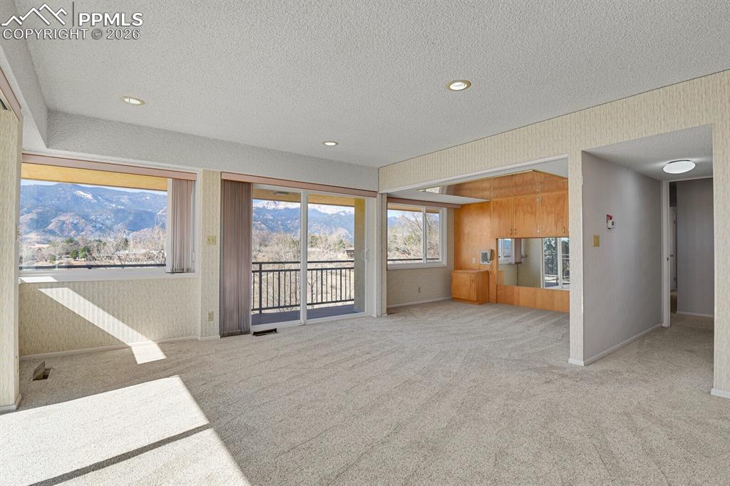 2240 Mesa Road Colorado Springs CO 80904
