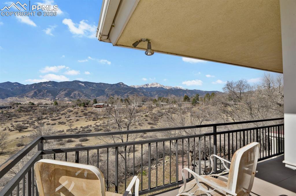 2240 Mesa Road Colorado Springs CO 80904