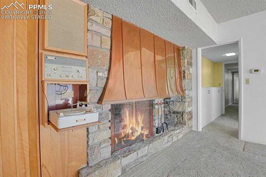 2240 Mesa Road Colorado Springs CO 80904