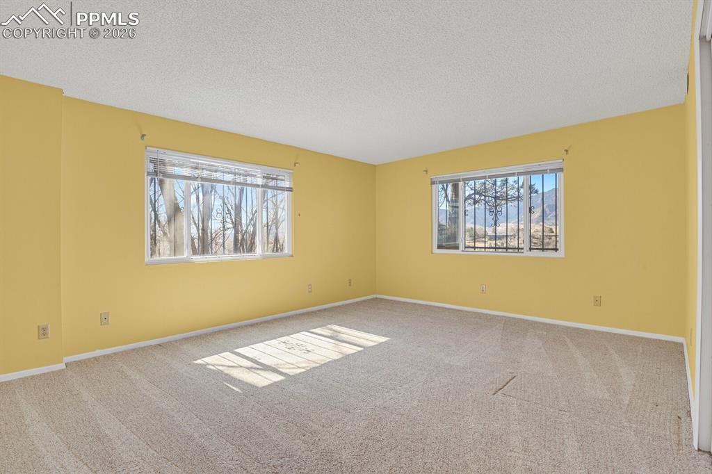 2240 Mesa Road Colorado Springs CO 80904