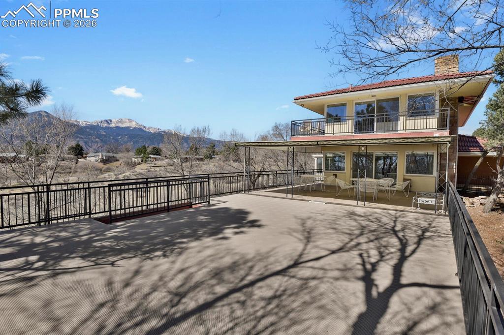 2240 Mesa Road Colorado Springs CO 80904