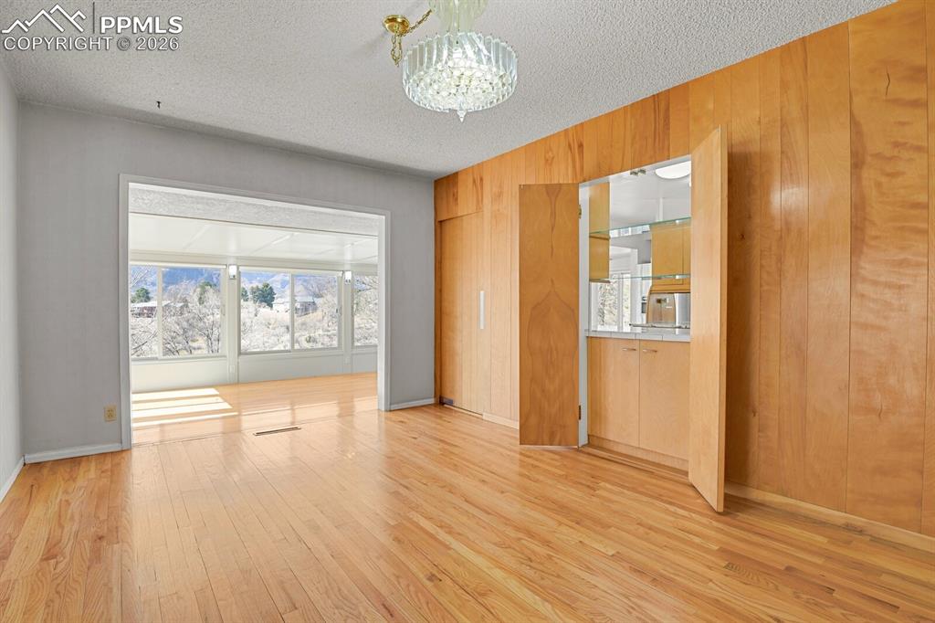2240 Mesa Road Colorado Springs CO 80904