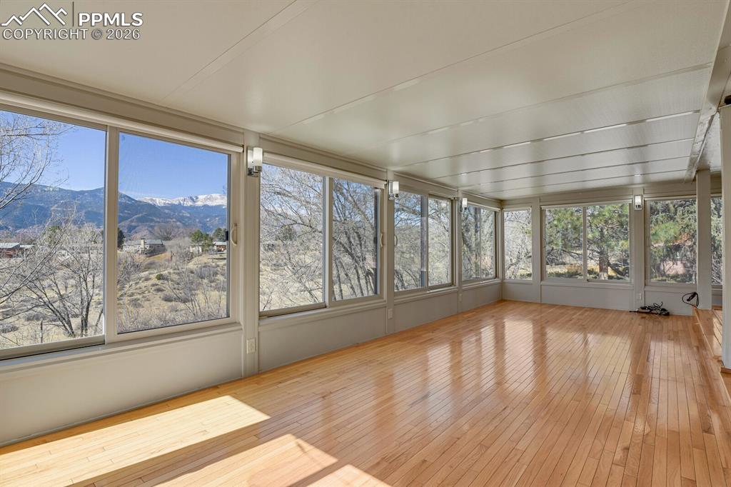 2240 Mesa Road Colorado Springs CO 80904