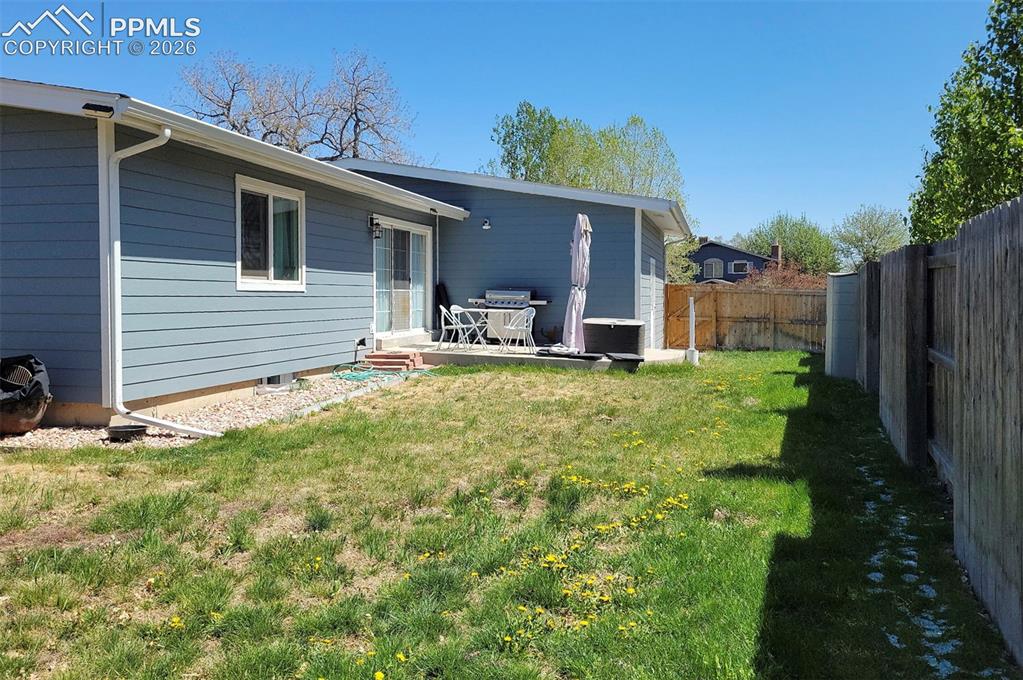 1089 S Johnson Way Lakewood CO 80226