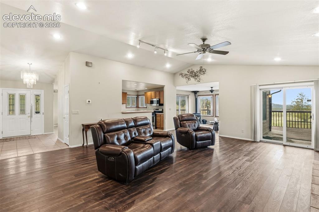 51 Carriage Drive Florissant CO 80816