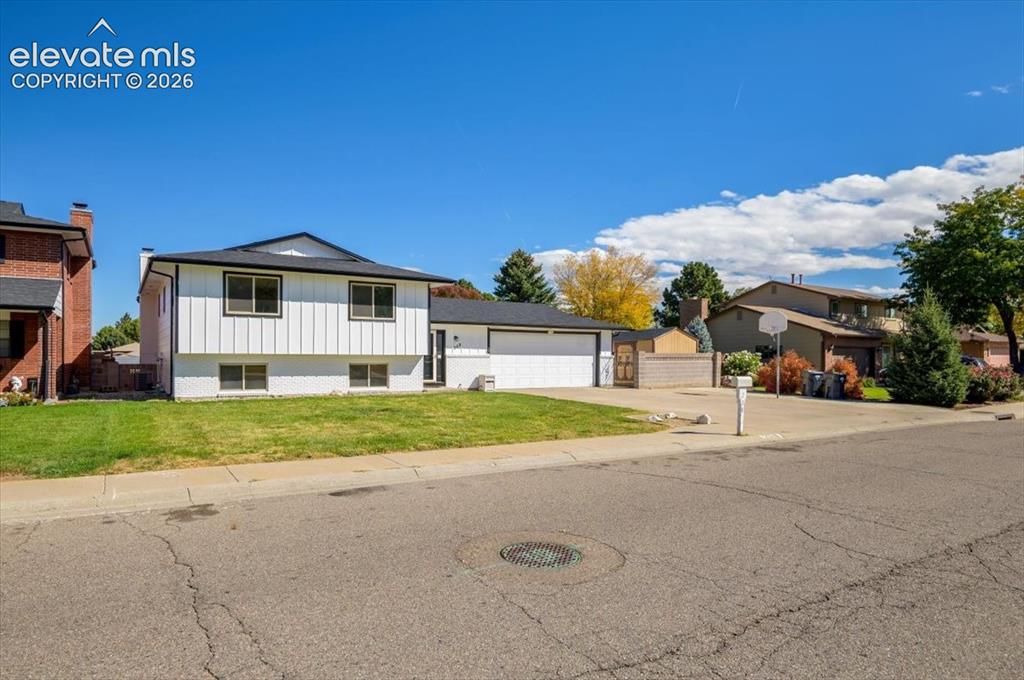 208 Starlite Drive Pueblo CO 81005