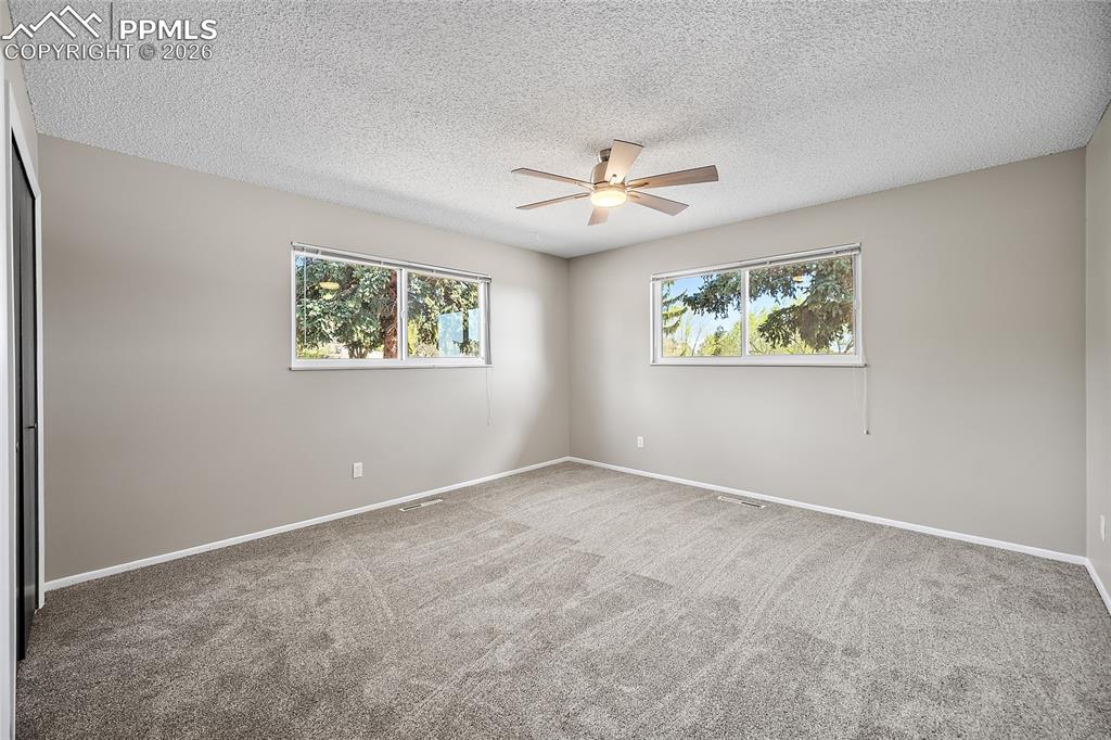 2304 Lazy R Lane Colorado Springs CO 80915