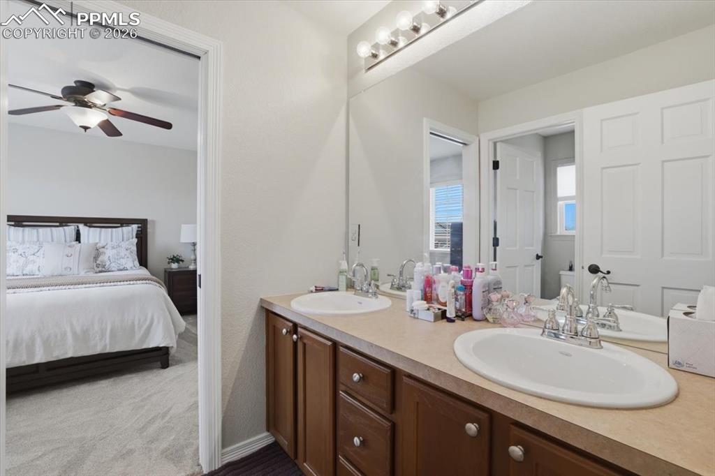 7634 S Duquesne Way Aurora CO 80016