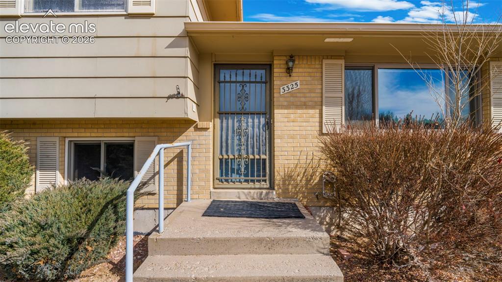 3325 Raindrop Drive Colorado Springs CO 80917