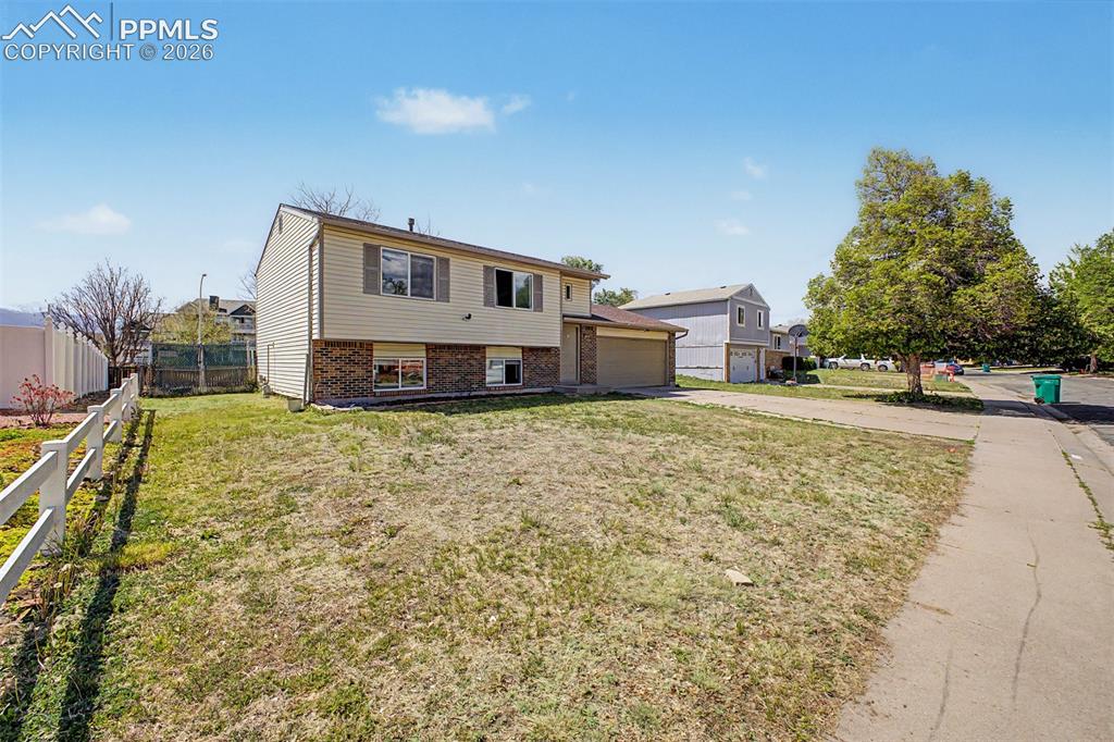 1230 Bayberry Drive Colorado Springs CO 80916