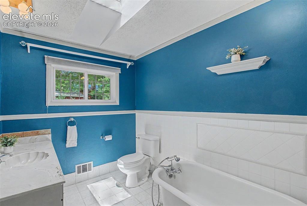 1118 Acacia Drive Colorado Springs CO 80907