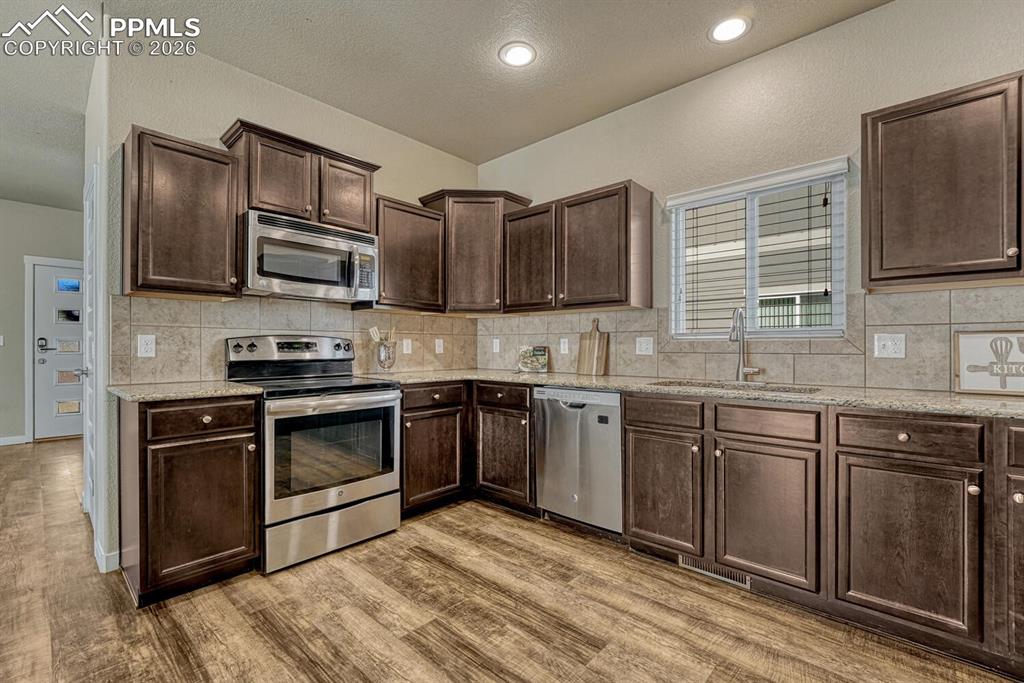 898 Antrim Loop Colorado Springs CO 80910