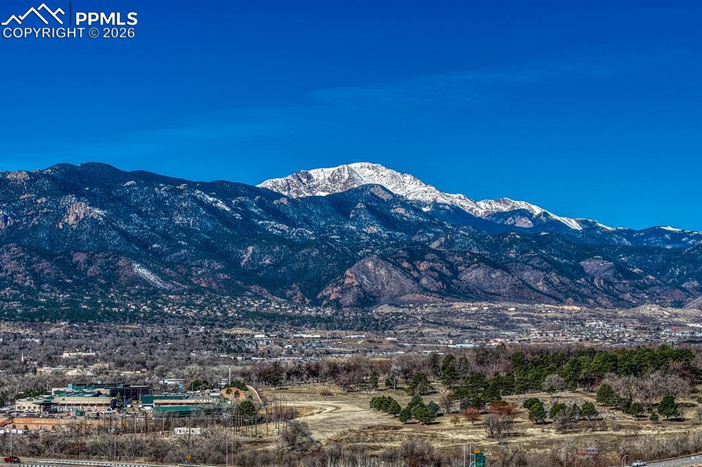 898 Antrim Loop Colorado Springs CO 80910