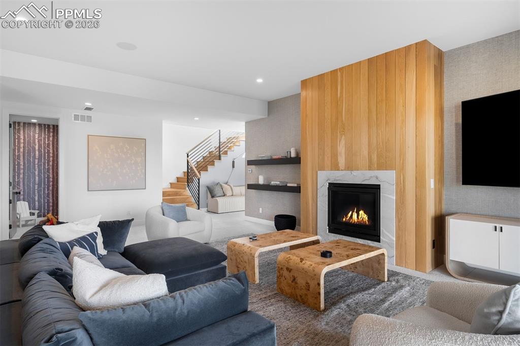 5815 Peppy San Circle Larkspur CO 80118