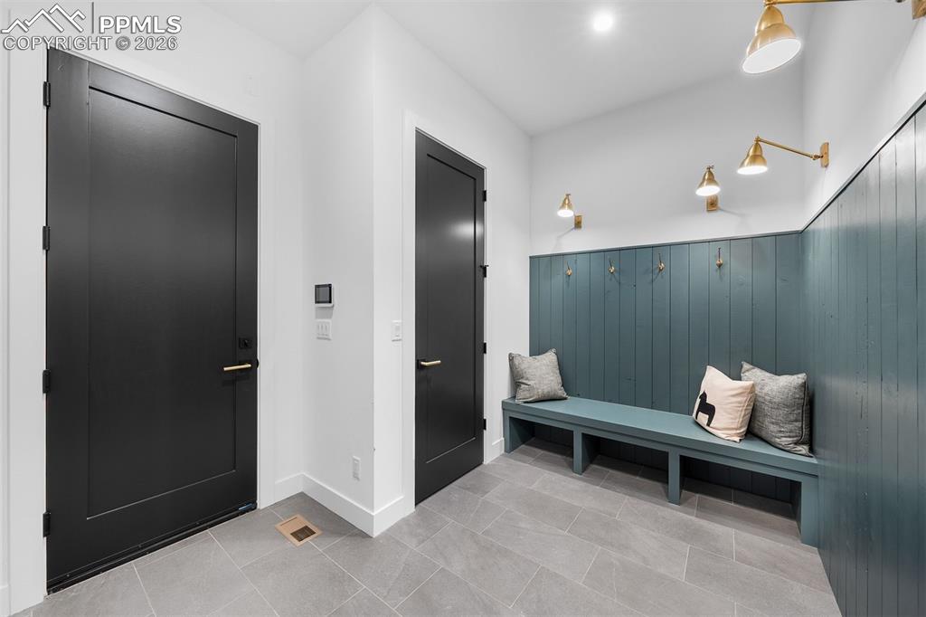 5815 Peppy San Circle Larkspur CO 80118