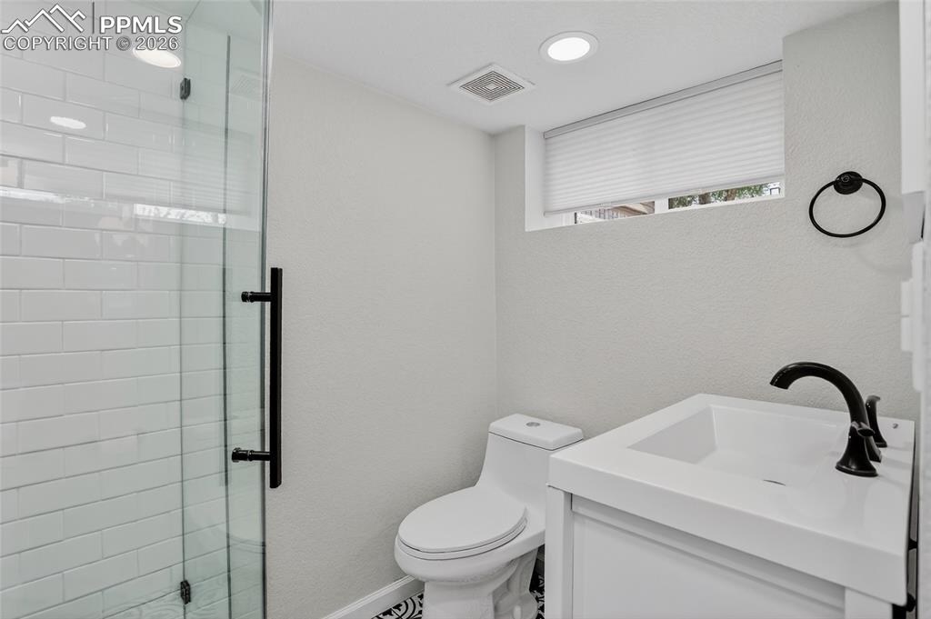 6907 W 12th Avenue Lakewood CO 80214
