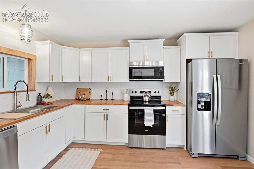 253 Everett Drive Colorado Springs CO 80911
