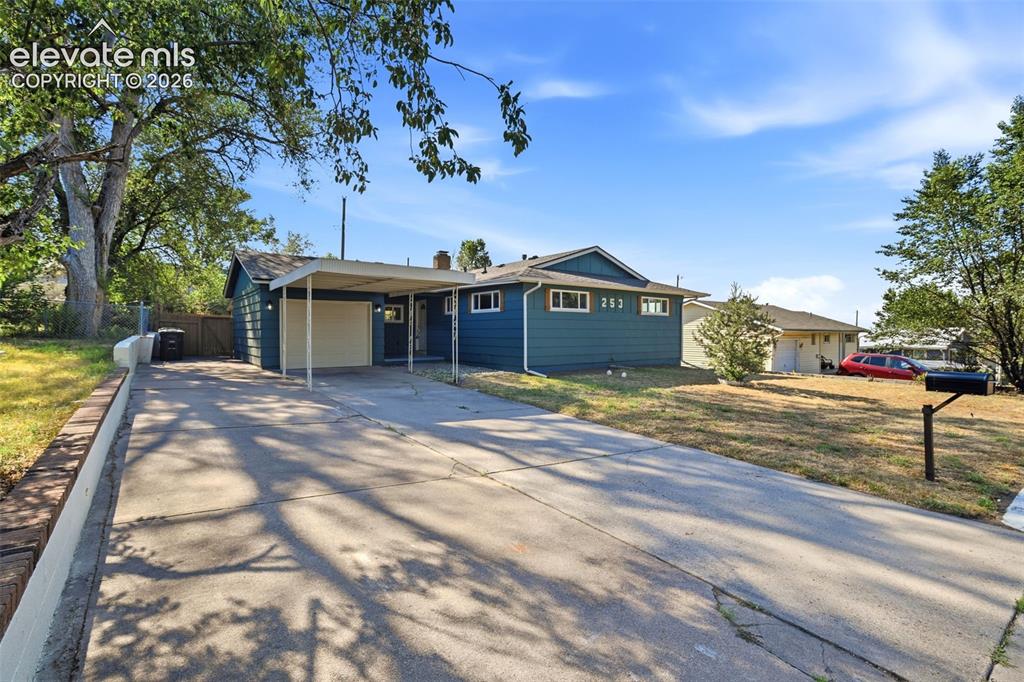 253 Everett Drive Colorado Springs CO 80911