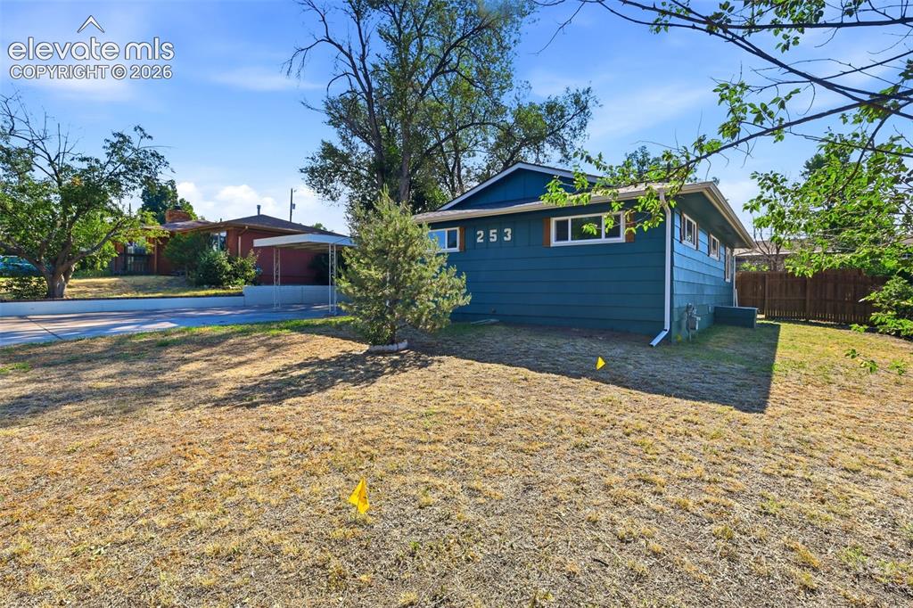 253 Everett Drive Colorado Springs CO 80911