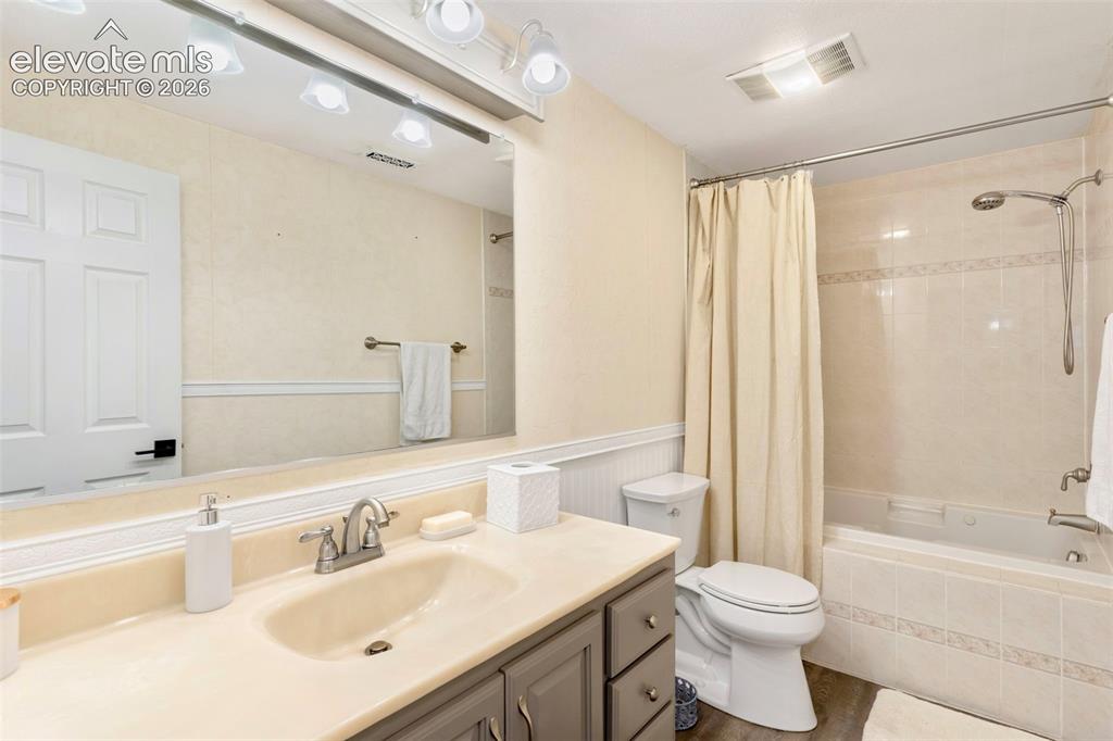 2725 Helmsdale Drive Colorado Springs CO 80920