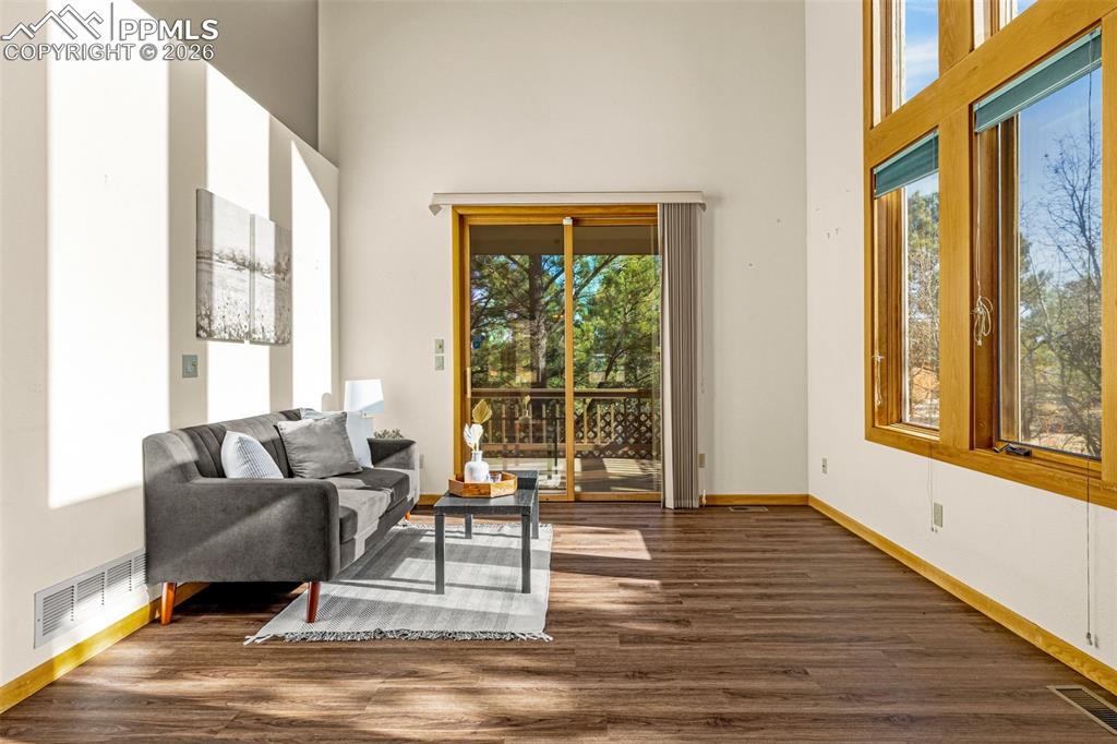 8315 Bluffview Way Colorado Springs CO 80919