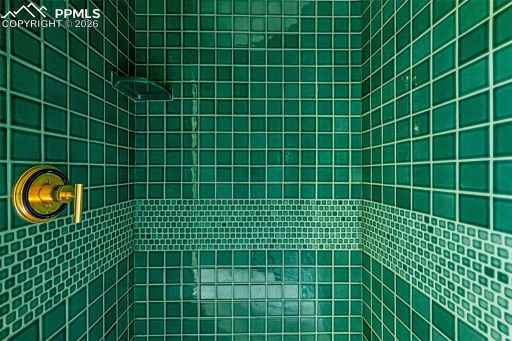 8315 Bluffview Way Colorado Springs CO 80919