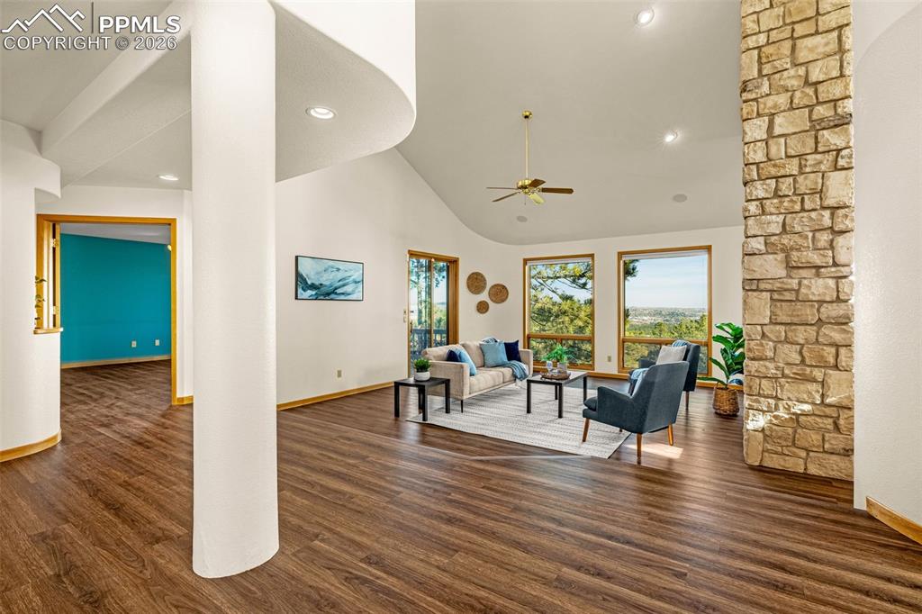 8315 Bluffview Way Colorado Springs CO 80919