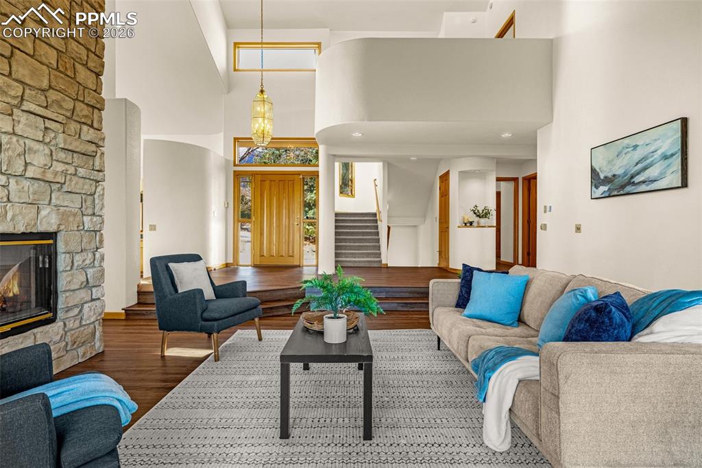 8315 Bluffview Way Colorado Springs CO 80919