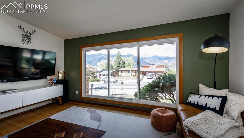 609 Pioneer Lane Colorado Springs CO 80904