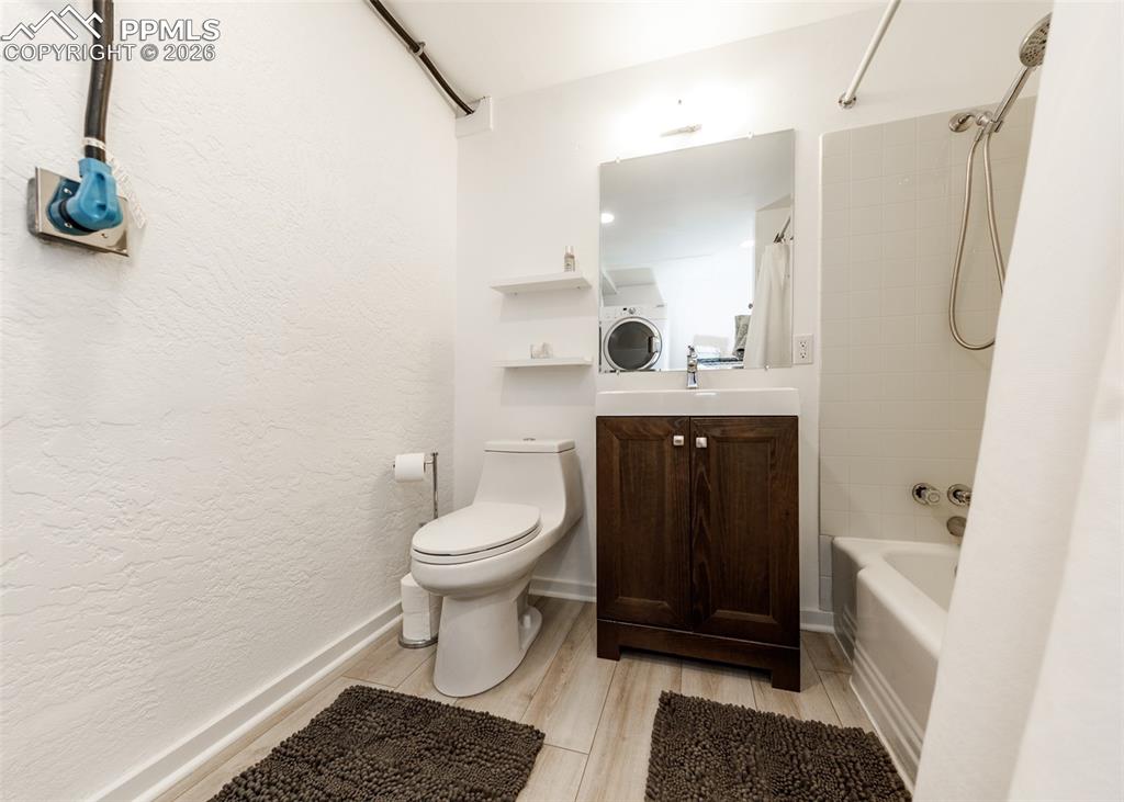 609 Pioneer Lane Colorado Springs CO 80904