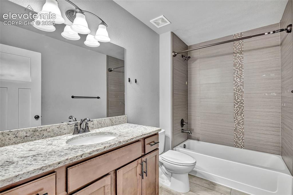 7585 Bonterra Lane Colorado Springs CO 80925